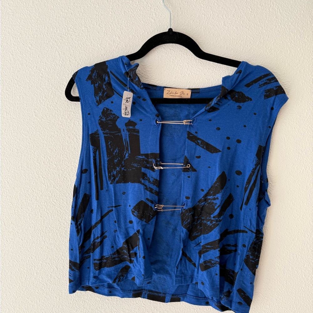 Zelie for She Blue and Black Abstract Tank Top